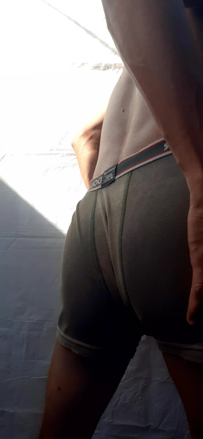 Che: Дупа, чорна діра, індійський чоловік xxx