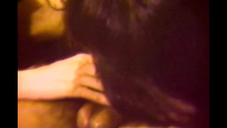 Vintage megastore: 거대한 빈티지 자지에 따먹히는 황금 소녀를 뿌리는 애니 (풀영화)