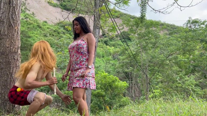 Lady: Musisi tua mesum ngentot gadis petani semok di hutan di...