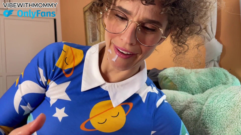 VibeWithMommy: Une belle-mère juive récompense son beau-fils
