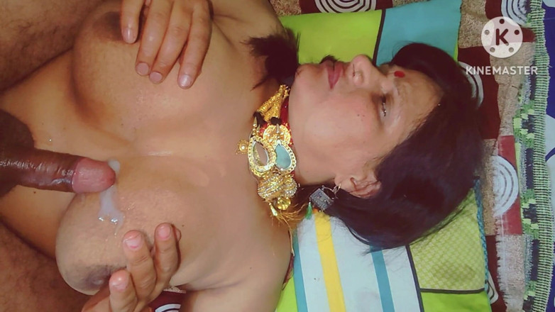 Lustykajolbhabhi: Sexo con un sujetador