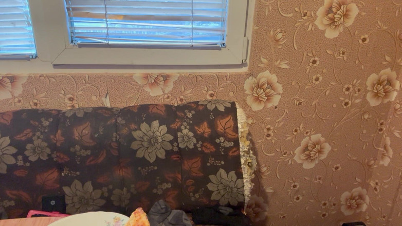 Putarankahotmilf: 먹고 큰 배 페티쉬, 트림, 원거리