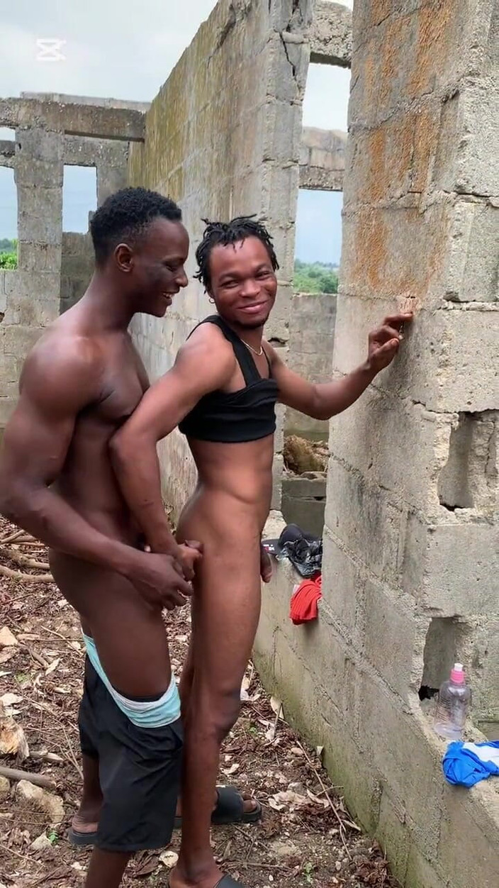 Sexypeller: Ebony Dick sání