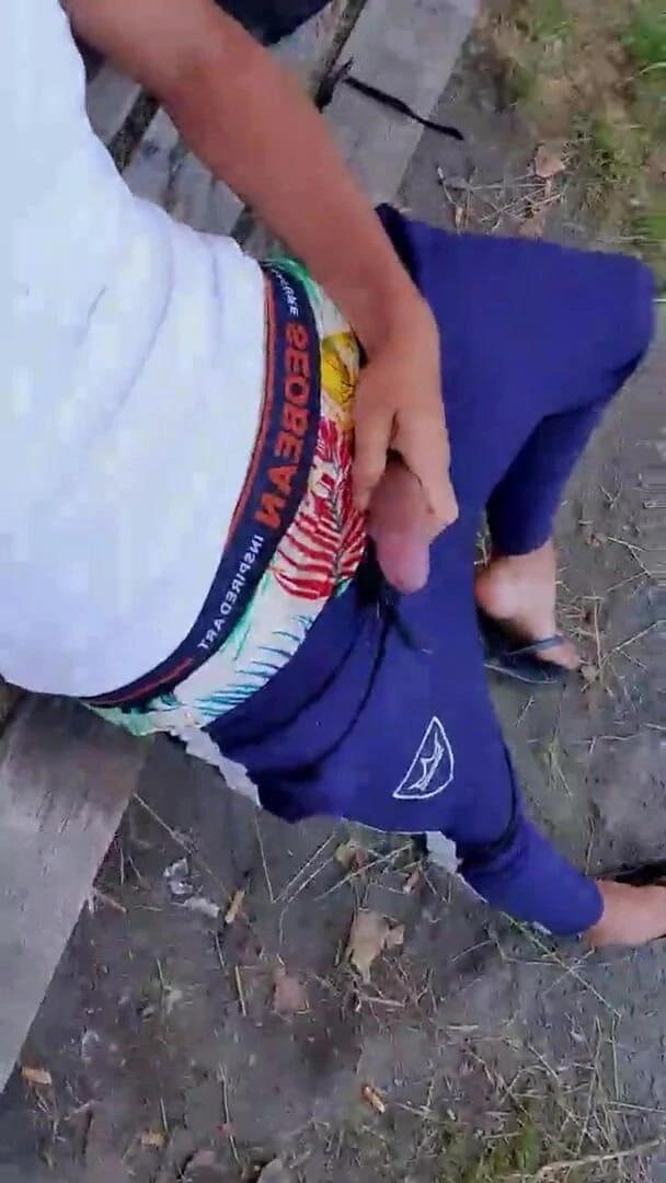 Slutboyben: Sexig men hjärnfukked utställningsgris