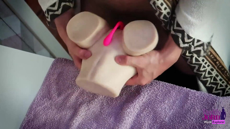 WankExplorer: Papa te fait vibrer et t’encule !