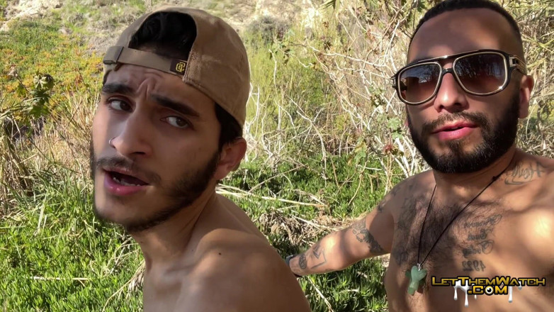 Let them watch: Scopata in Spiaggia Pubblica Hardcore Anale Con Un Giovane Ragazzo...