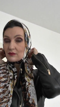 Pertunjukan Fesyen Tudung Sutera yang Cantik, JOI, Lady Victoria Valente