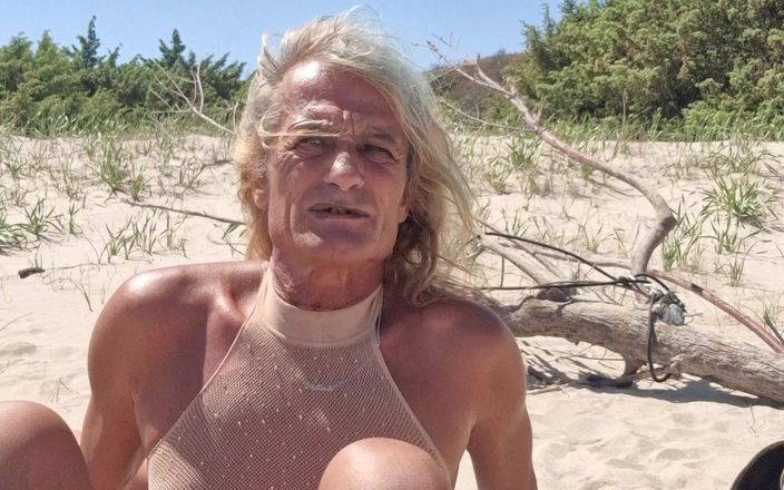 Gigi and David: Nudista playa stripchat show de sexo gigindave travesti novia encuentro...