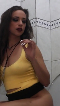 Farting in the Bathroom! How It Stinks!