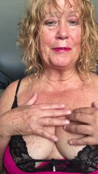 Big Ass 4 U: GILF needs her tits squeezed