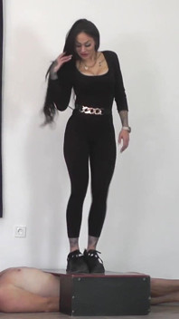 Slave's Orgasms Under Mistress Cleo's Platform Shoe