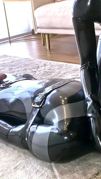 束缚中的盲人 - Alex Latex