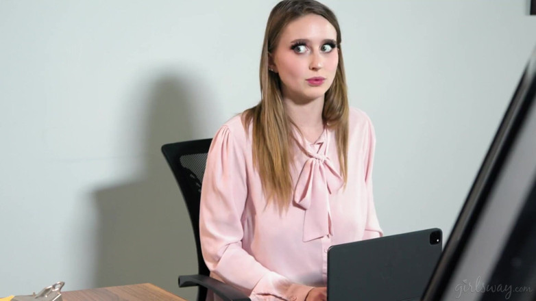 Girlsway: Girlsway - sadık asistan Laney Grey patron Jessica Ryan'ı ateşli lezbiyen...