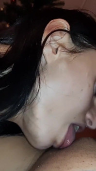My First Lesbian Sex in the New Year - Lesbian-illusion