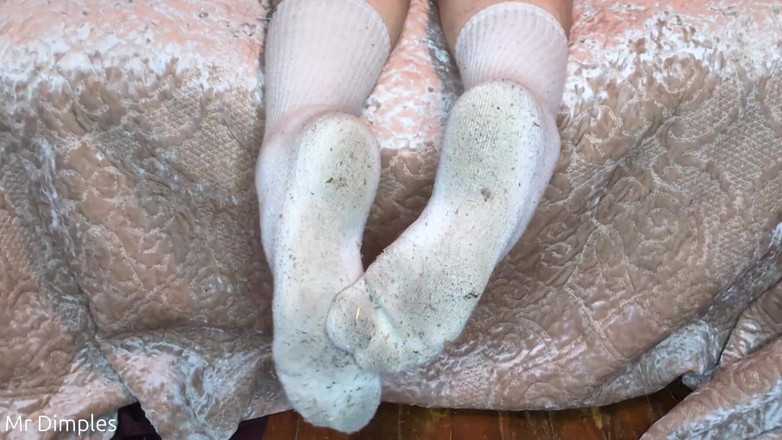 Mr Dimples: Mostrando Mis Calcetines Y Suelas!