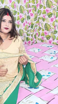 Vermieter fickt frisch verheiratetes bhabi zur miete