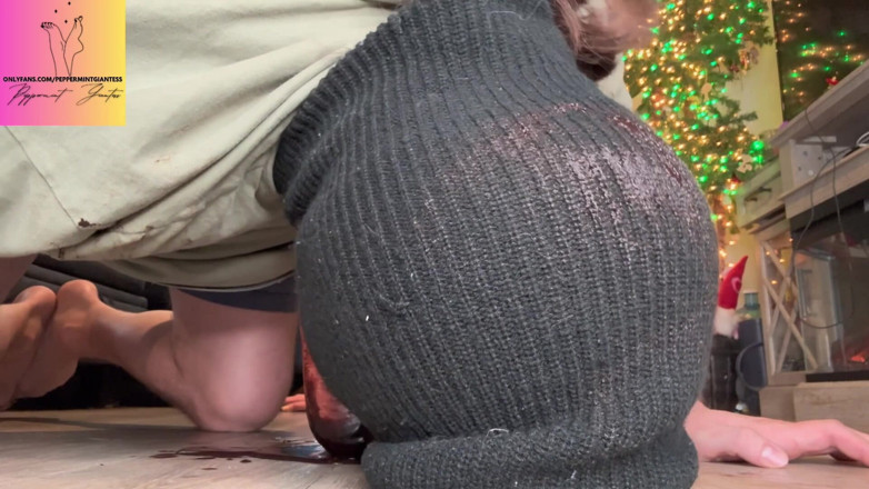 Peppermint Giantess: Taglia 16 piedi adorazione dello sciroppo di cioccolato - leccali con i...