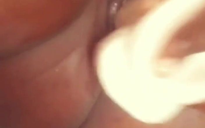 Juicy fat pussy: Ébano solo masturbação se torna viral