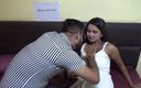 Bollywood porn: Il baise une femme sexy chez ses parents