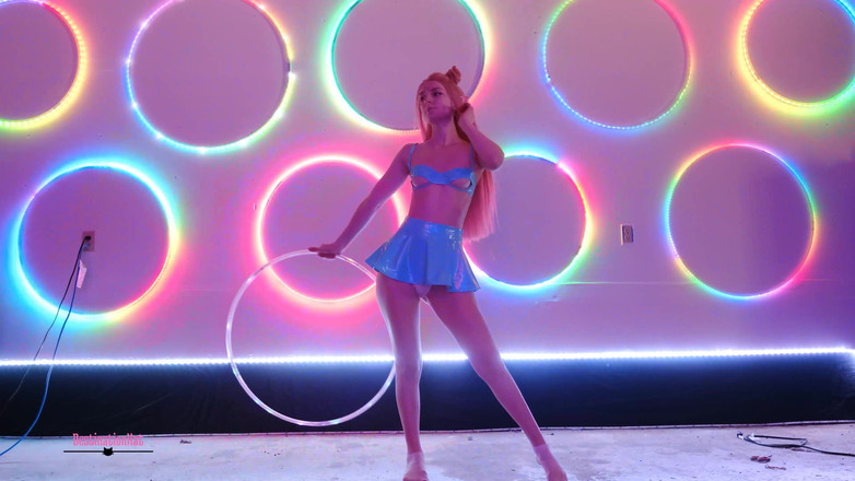 Destination Kat: Hula hoop balla e posa Nessun suono