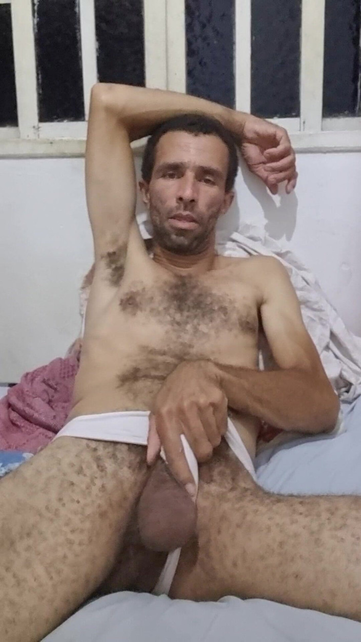 osmar1221: Taking off Her Clothes and Masturbating for the Whole World...