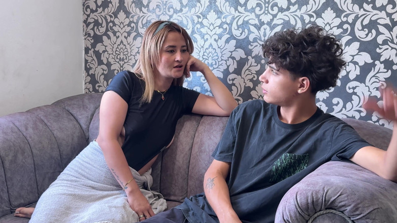 KenaySexxx: Big-ass Stepmom Teaches Her Little Stepson How to Fuck a...
