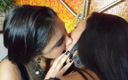 FetishKing: Kissing - ciuman hot bareng gabriele dan baby brunette