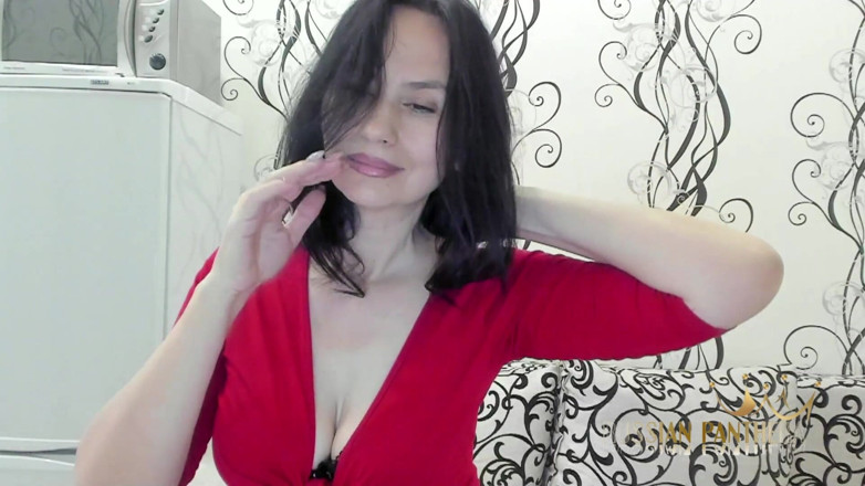 ANGELA_LADY: Dame in rood 1