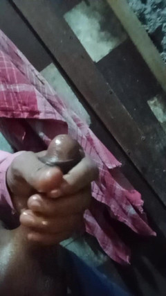 Rokky-lover: Bathroom Hand Job