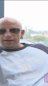 Úžasné sexuální scény s velkými prsy milf a potetovaným mužem