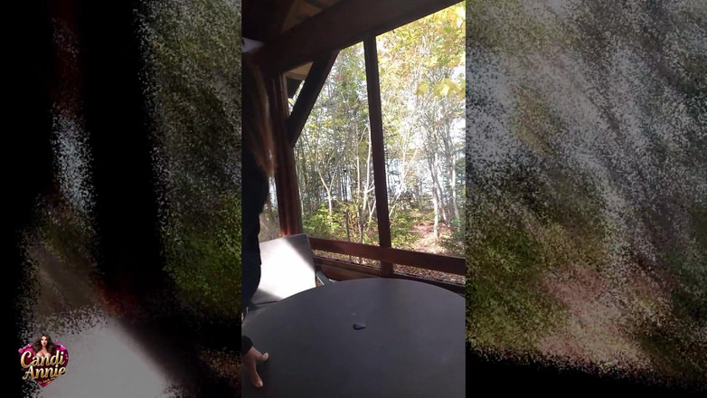 Candi Annie: Чудова розвага, трах у лісі та ковтання сперми - Канді Енні