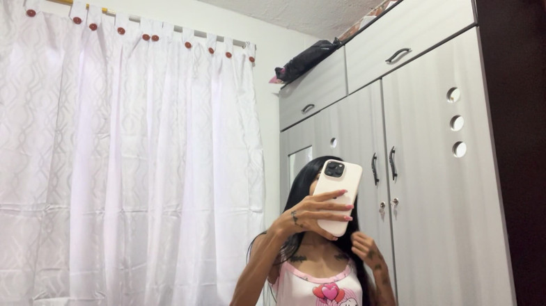 Saritta Hott: A Little Help Ends in Happy Fucking