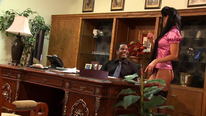 Black men hardcore: インドとの異人種間セックス夏熟女がお尻で犯される