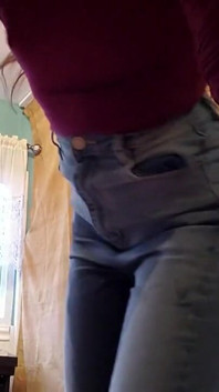 Userwish Piss in Jeans