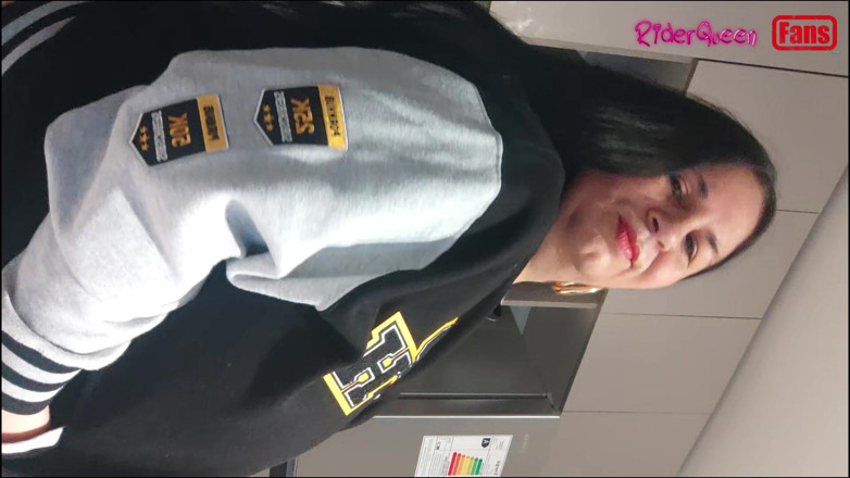 Riderqueen: Riderqueen одна матуся, товстушка з блідою дупою - відео для шанувальників