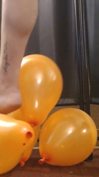 Zehenail knallt, haufen orange ballons