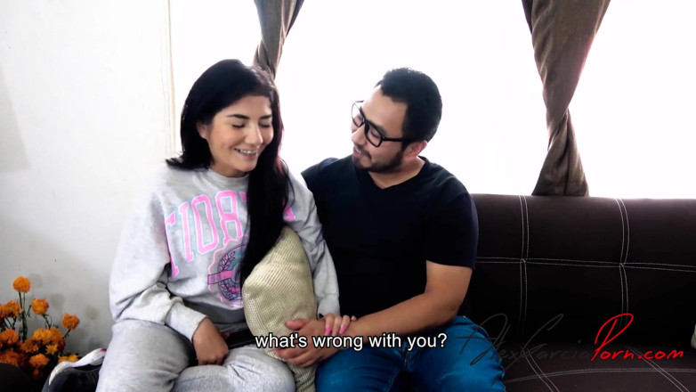Alex Garcia Porn: ชักจูงให้เลียหีญาติสาวขณะที่ป้าเลี้ยงไม่อยู่บ้าน