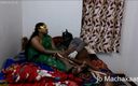 Machakaari: Tamil Aunty on Saree