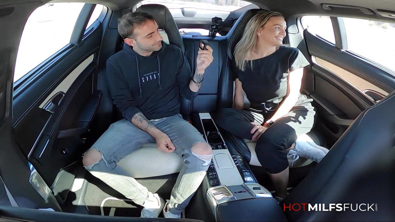 Hot Milfs Fuck: Karla