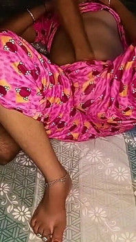 The Younger Brother's Wife Was Given a Necklace by the Elder Brother, Then Fucked Her in Pleasure.