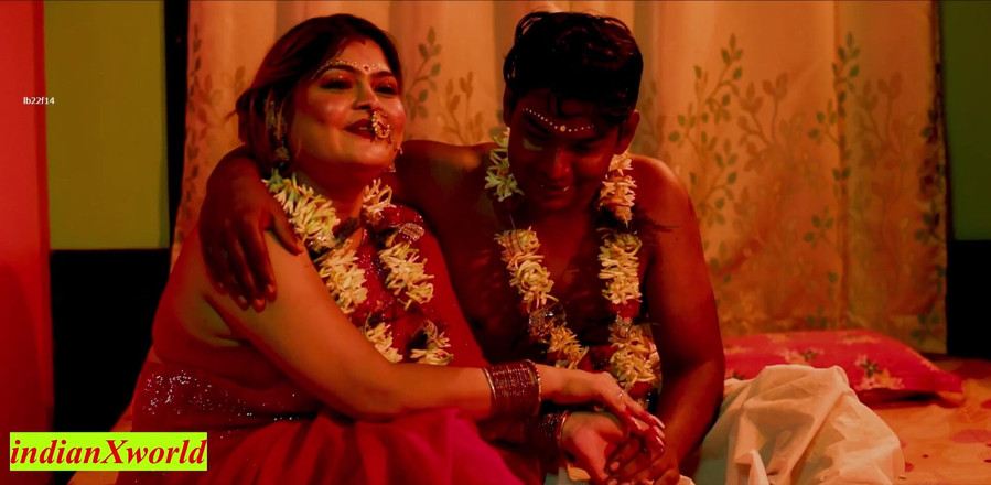 Indian Xshot: Evlilik Gecesi Yeni Evli Kadınla Romantik Seks! Gerçek Suhagrat Seks