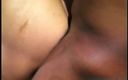 First Black Sexperience: Genç zenci kaltak açık havada amını siktiriyor