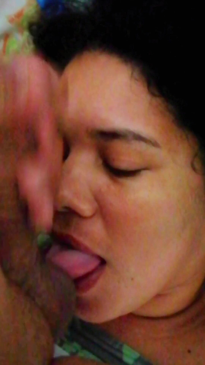 Valkyrie and Luigy Couple: Delizioso pompino da deepthroat valkyrie