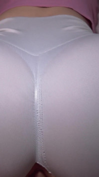 Does My Booty Look Pretty in This Outfit? - Lilykoti
