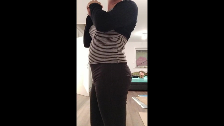 Joslin: Mostrando uma das minhas roupas