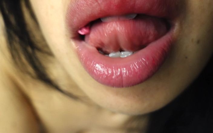 Asmr_mouth: Nauč mě, co je šukání