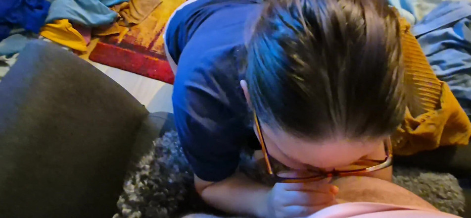 SwitchMixCouple: Ev görevlerini durdurmak ve onu arkadan sikmek zorunda kaldım