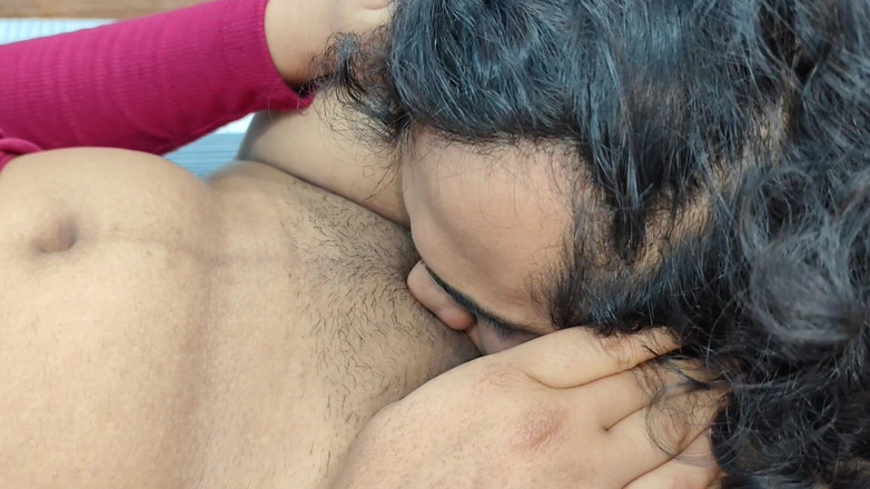Vaishnavysharunraj: Memek gadis malayali dijilat sama pacar mallunya