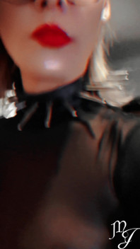 Natural Total Body Nylon Femdom Mistress Julia