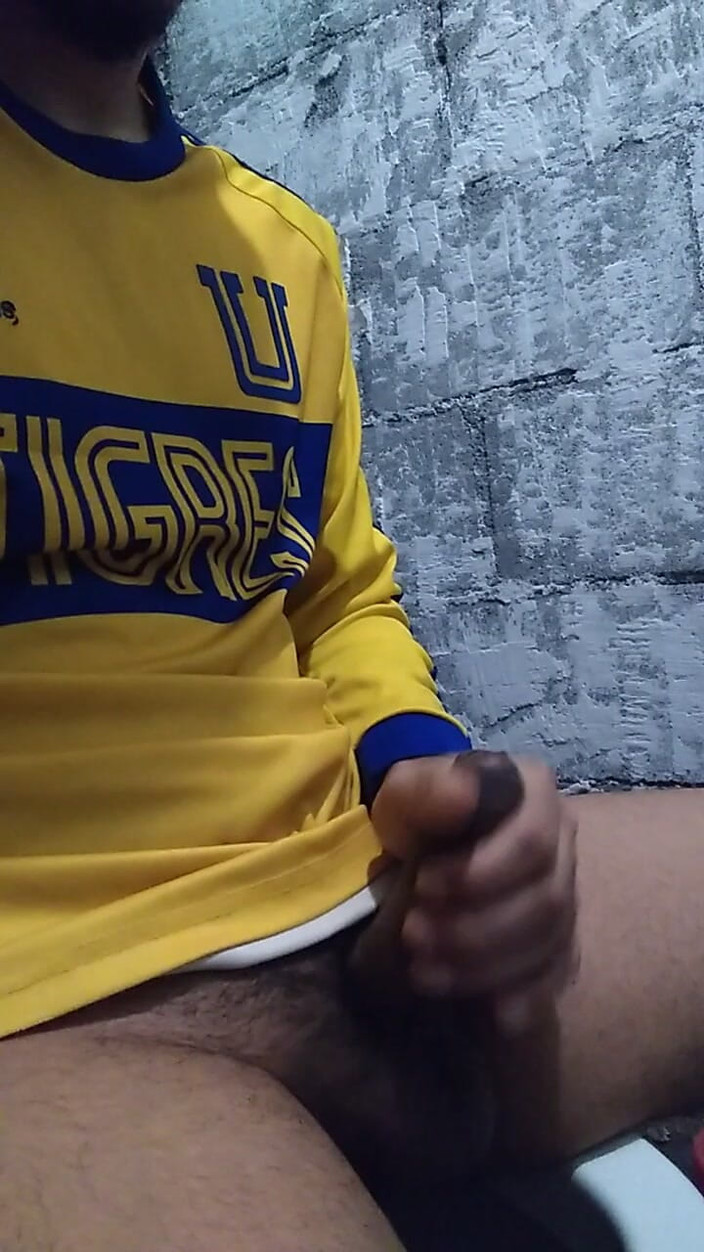 AlexAlejandro13: Pojď mě masturbovat, jako to dělám